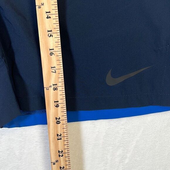 Nike Dri-FIT Men's 9" Woven Training Blue Shorts- DM6617-451 NWT- Men XL - Picture 2 of 6
